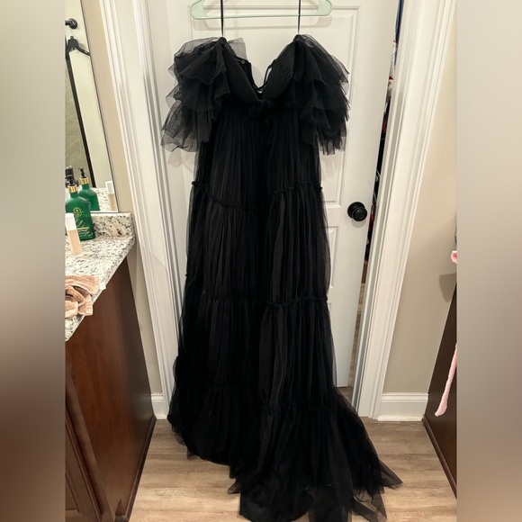 Black maternity tulle gown with open stomach fits 0-10 with corset back - Picture 5 of 5